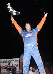 300h_2000775.jpg (15895 bytes)