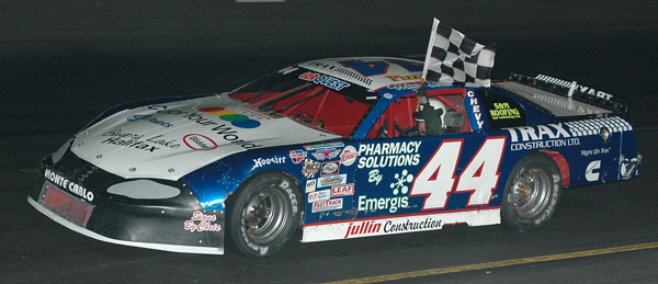 600-DSC_4622.jpg (49660 bytes)